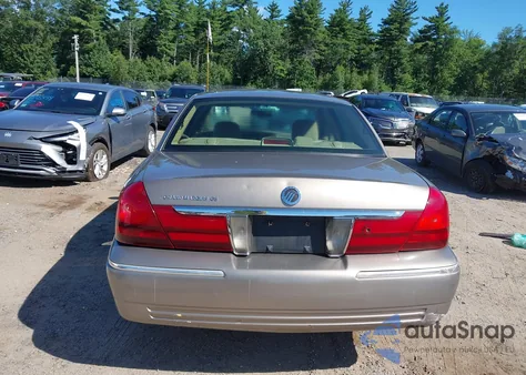 2003 Mercury Grand Marquis Gs из США, поврежденный, VIN 2MEFM74W83X657610